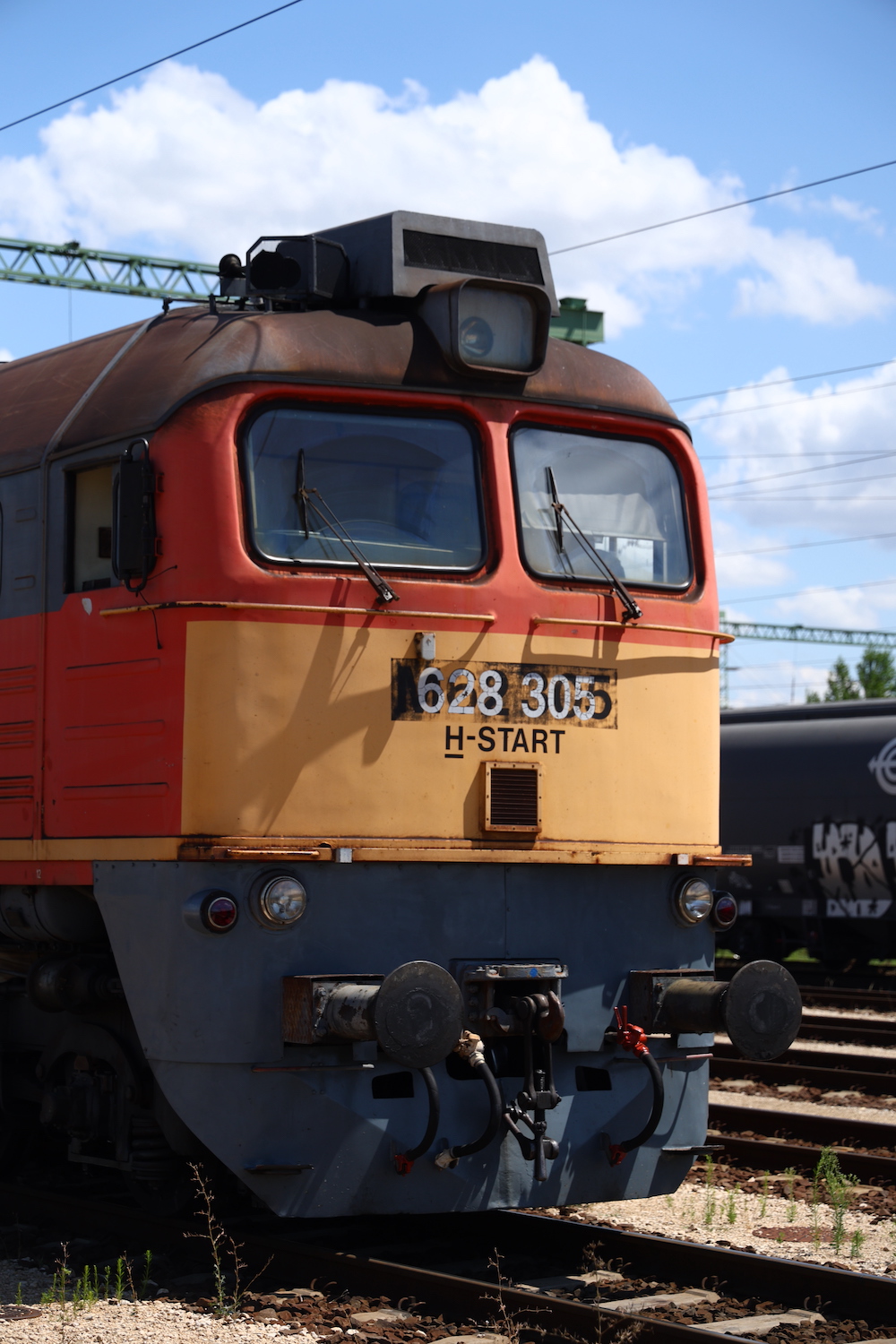 ハンガリー鉄道(MAV)のM62型機関車を撮影