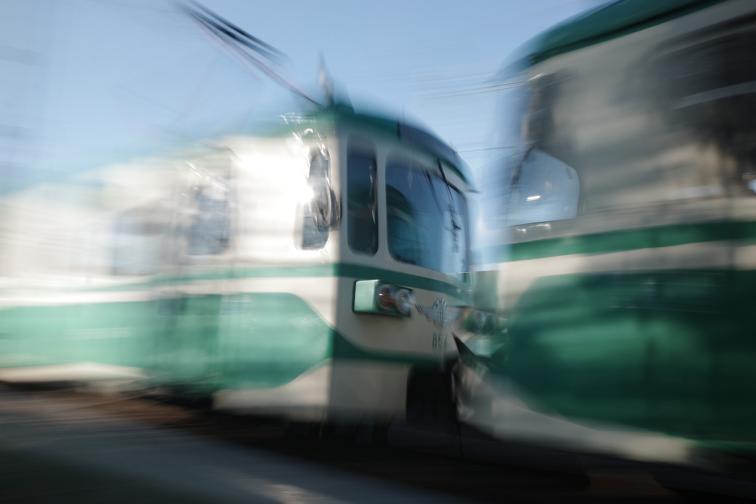 ブダペスト都市鉄道(HEV)のMIXA型を撮影